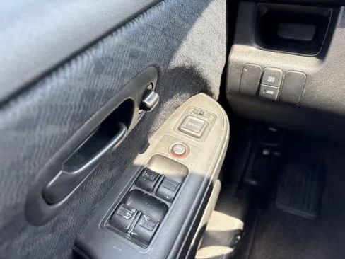 Used 2006 Honda CR-V LX image 21