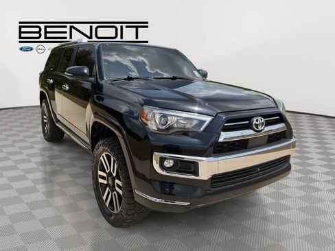 Used 2022 Toyota 4Runner Limited AWD/4WD image 7