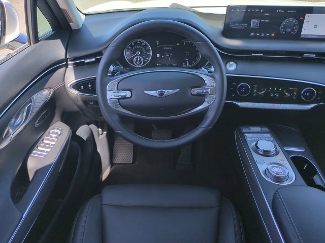 Used 2023 Genesis GV70 2.5T w/ Select Package AWD/4WD image 16