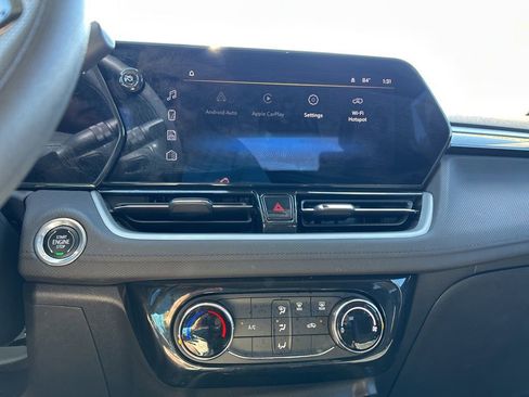 Used 2024 Chevrolet TrailBlazer LT image 41