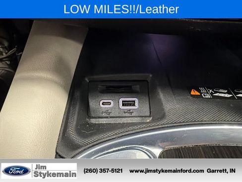 Used 2023 Buick Enclave Essence FWD image 26