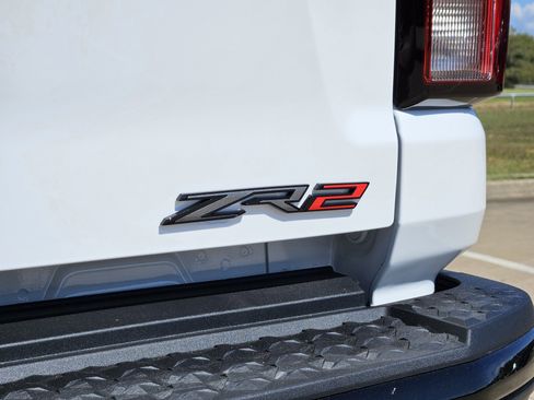 New 2026 Chevrolet Colorado ZR2 w/ Technology Package image 5
