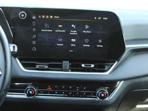 Used 2025 Chevrolet Equinox LT w/ Convenience Package II FWD image 13