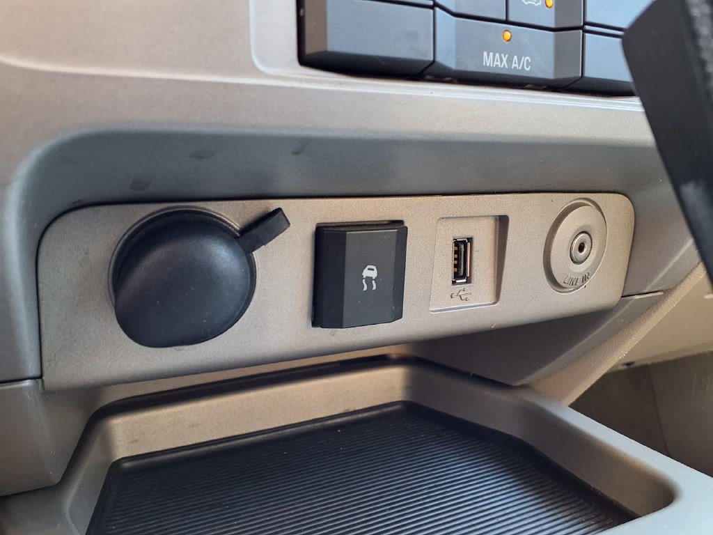 Used 2009 Ford Escape XLT FWD image 20