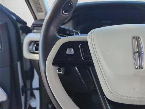 Used 2024 Lincoln Aviator Black Label image 17