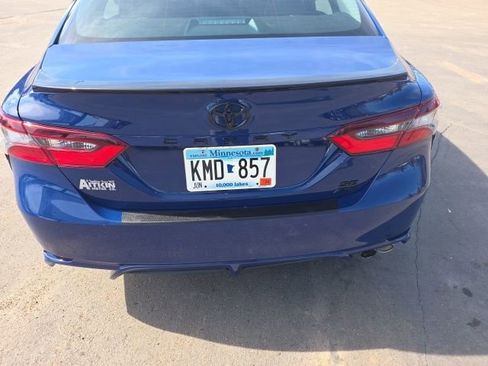 Used 2023 Toyota Camry SE w/ Convenience Package image 4