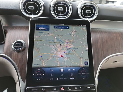 New 2026 Mercedes-Benz GLC 300 4MATIC image 23