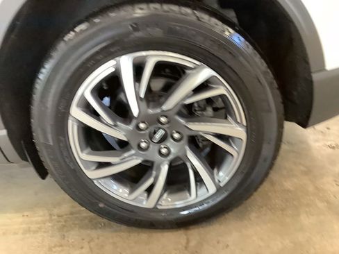 Used 2023 Lincoln Corsair AWD w/ Equipment Group 101A image 23