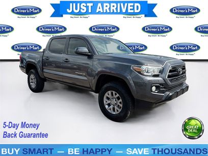 Used 2017 Toyota Tacoma SR5 w/ SR5 Appearance Package (SM)