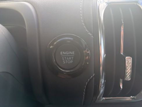 Certified 2025 Ford Expedition Max Platinum AWD/4WD image 24