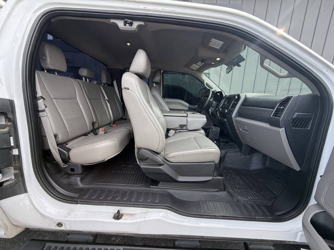 Used 2018 Ford F250 XL w/ Power Equipment Group AWD/4WD image 11