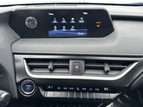 Used 2022 Lexus UX 250h w/ Premium Package image 32