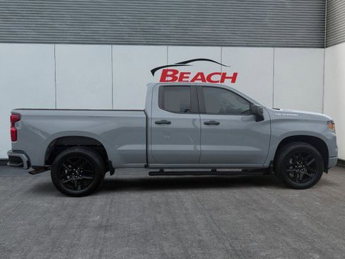 Used 2024 Chevrolet Silverado 1500 Custom image 9