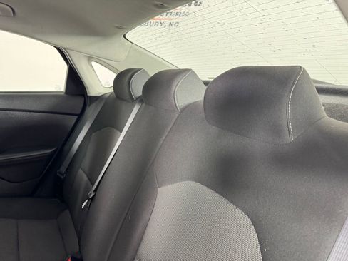Used 2024 Kia Forte LXS image 21