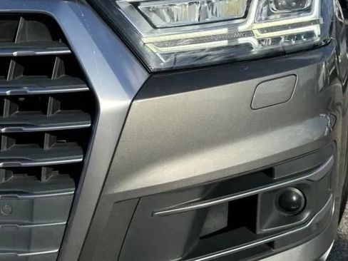 Used 2018 Audi Q7 3.0T Prestige image 9