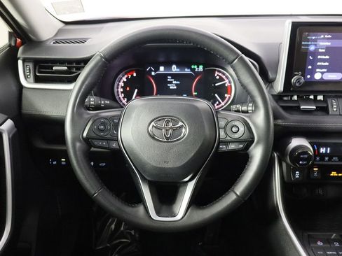 Used 2025 Toyota RAV4 XLE Premium image 7
