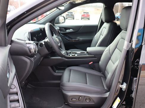 New 2026 Chevrolet Equinox LT image 9