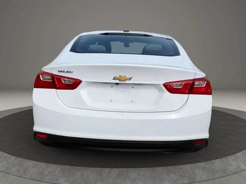 Used 2018 Chevrolet Malibu LS FWD image 5