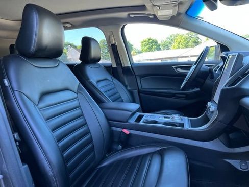Used 2021 Ford Edge SEL w/ Convenience Package AWD/4WD image 21