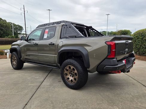New 2026 Toyota Tacoma 4x4 Double Cab Hybrid image 9