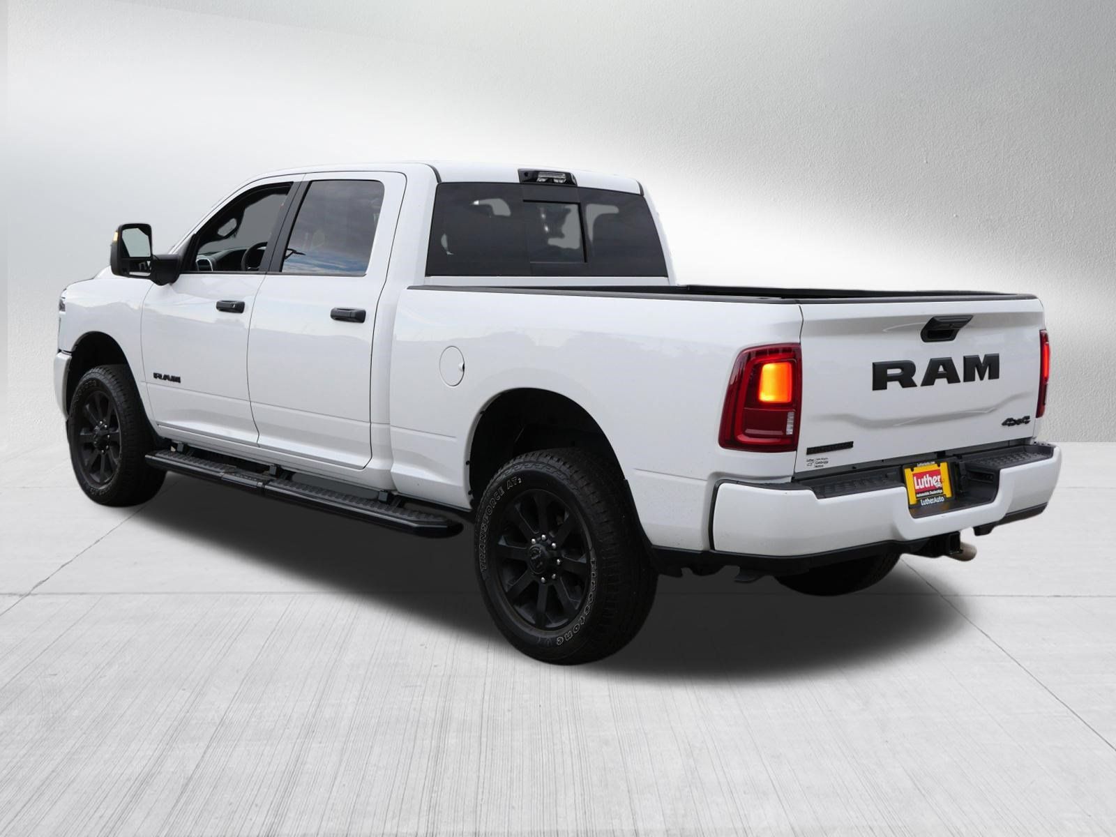 Used 2025 RAM 3500 Big Horn AWD/4WD image 5