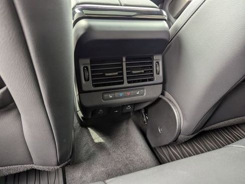 Used 2026 Land Rover Range Rover Evoque Dynamic SE image 13