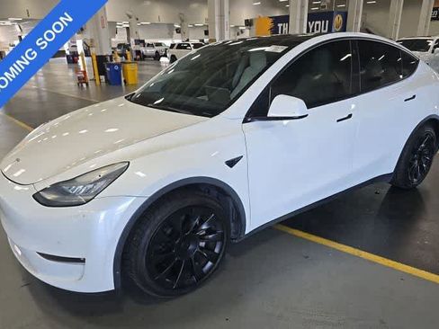 Used 2021 Tesla Model Y Long Range AWD/4WD image 1