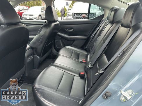 Used 2024 Nissan Sentra SR w/ SR Premium Package image 17