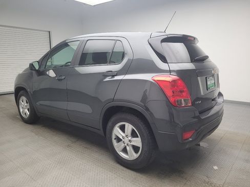 Used 2019 Chevrolet Trax LS w/ Tint and Cruise Package FWD image 3