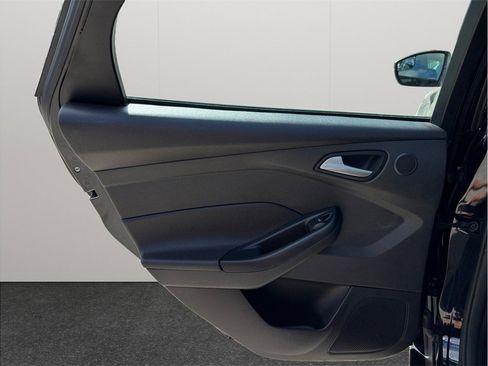 Used 2017 Ford Focus SEL image 30