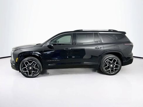 Used 2026 Chevrolet Traverse High Country w/ LPO, Floor Liner Package FWD image 3