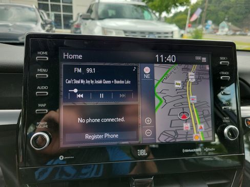 Used 2022 Toyota Camry XSE image 12