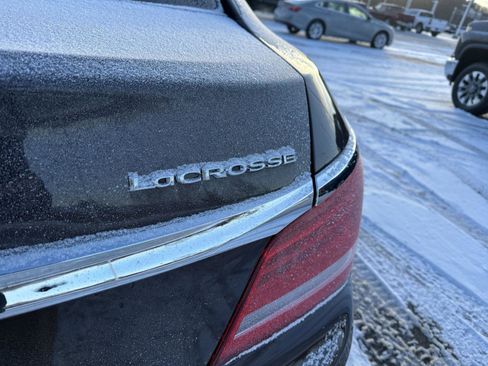 Used 2016 Buick LaCrosse image 7