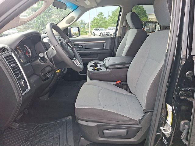Used 2024 RAM 1500 Classic SLT AWD/4WD image 17