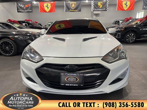 Used 2016 Hyundai Genesis 3.8 image 7