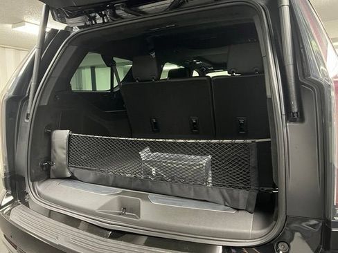 New 2026 Cadillac Escalade ESV V w/ LPO, ONYX Package AWD/4WD image 19