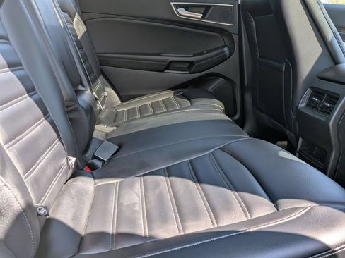 Used 2024 Ford Edge SEL w/ Convenience Package AWD/4WD image 30