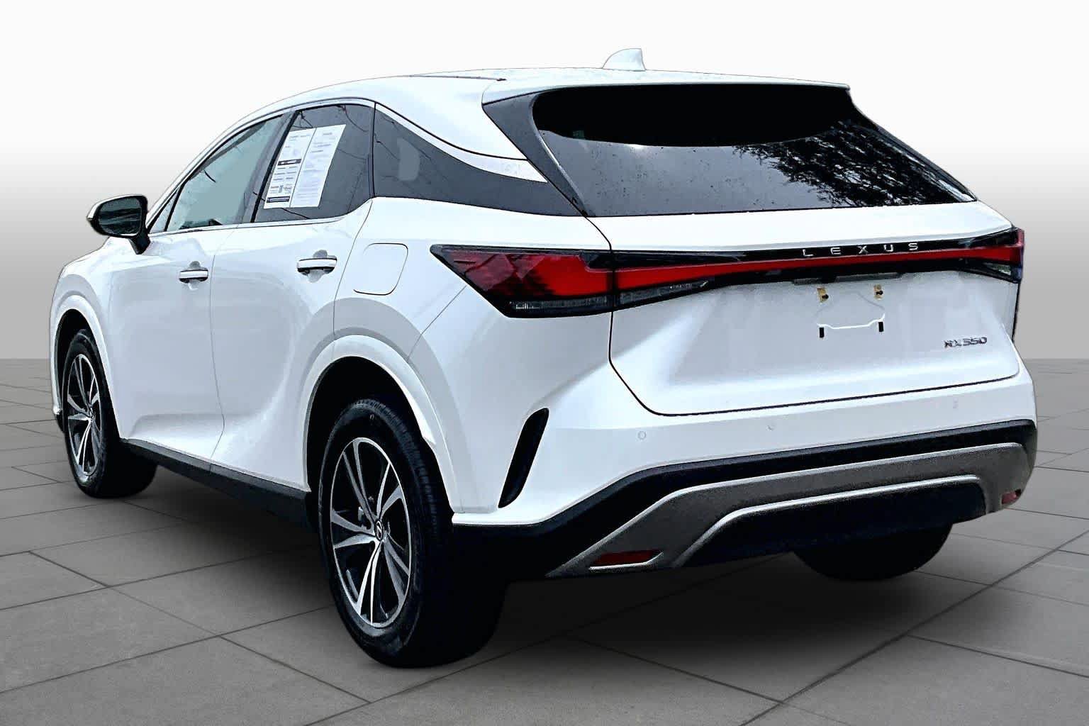 Used 2024 Lexus RX 350 FWD w/ Technology Package image 12