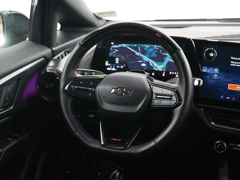 Used 2024 Chevrolet Equinox EV RS FWD image 14