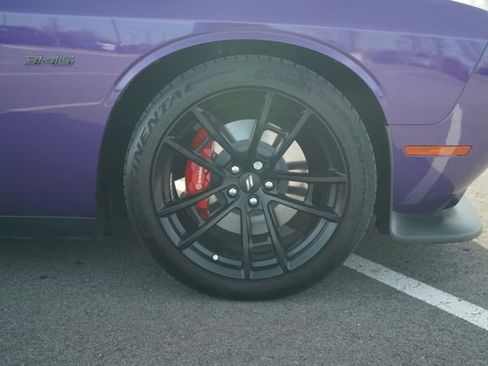 Used 2023 Dodge Challenger R/T w/ Plus Package image 39