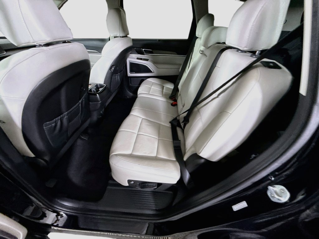 Used 2022 Kia Telluride EX FWD image 28