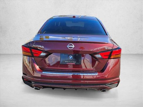 Used 2023 Nissan Altima 2.5 SL FWD image 7