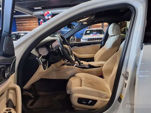 Used 2023 BMW 530i xDrive w/ Executive Package image 14