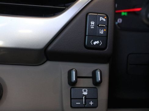 Used 2015 Chevrolet Tahoe LT w/ Max Trailering Package RWD image 28