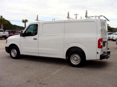 Used 2018 Nissan NV 2500 S image 5