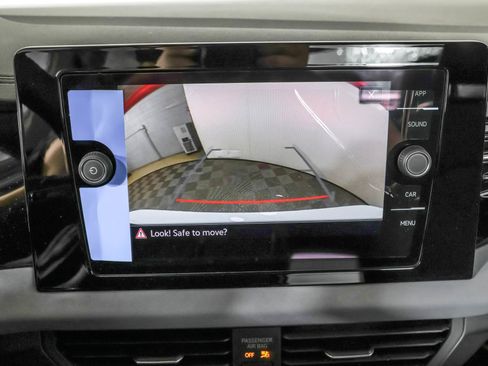 New 2026 Volkswagen Jetta SE FWD image 6