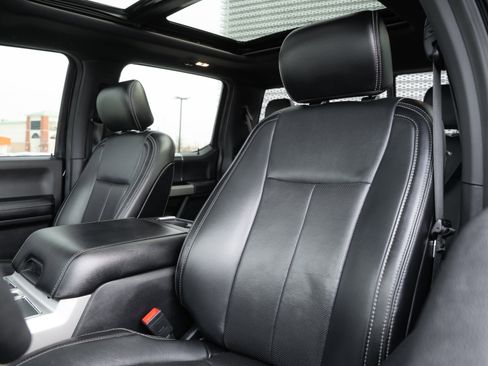 Used 2020 Ford F150 Lariat image 22