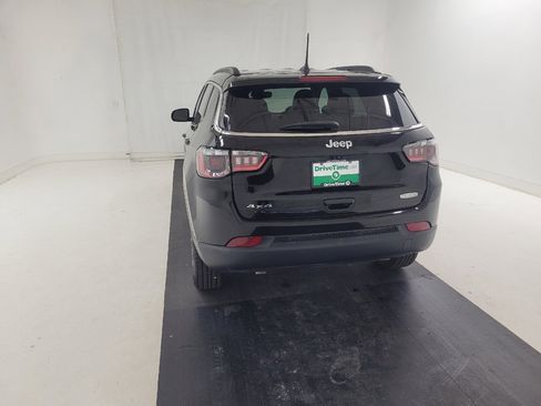 Used 2024 Jeep Compass Latitude AWD/4WD image 6