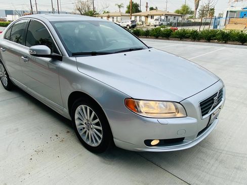 Used 2008 Volvo S80 3.2 image 1