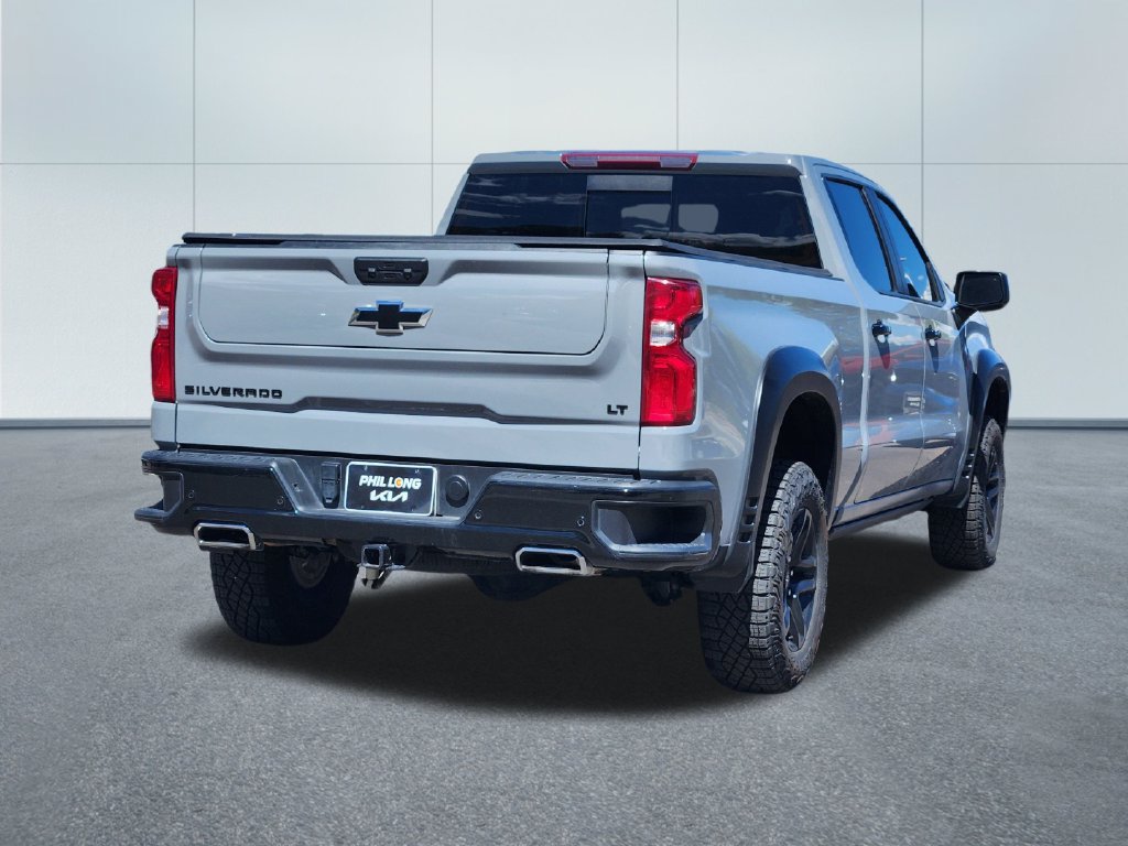 Used 2024 Chevrolet Silverado 1500 LT Trail Boss w/ Convenience Package II AWD/4WD image 5